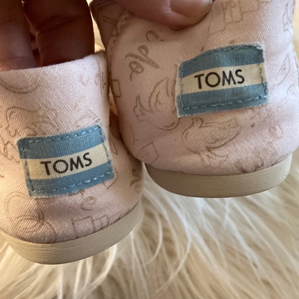 TOMS canvas espadrille